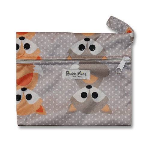 WS015 Baby Foxes Small Wet Bag