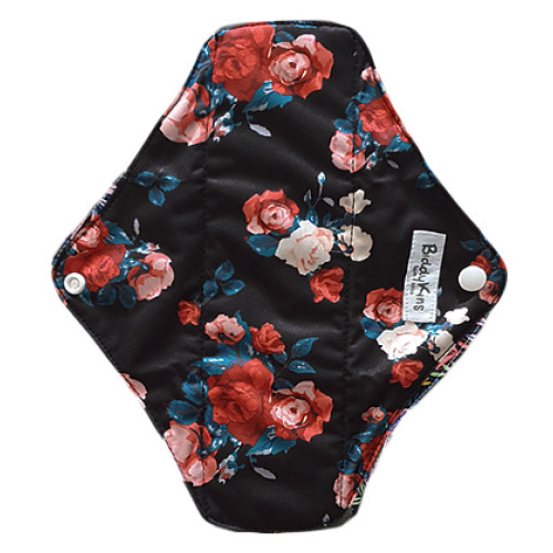 Medium Mama Cloth Black Rose Bunches
